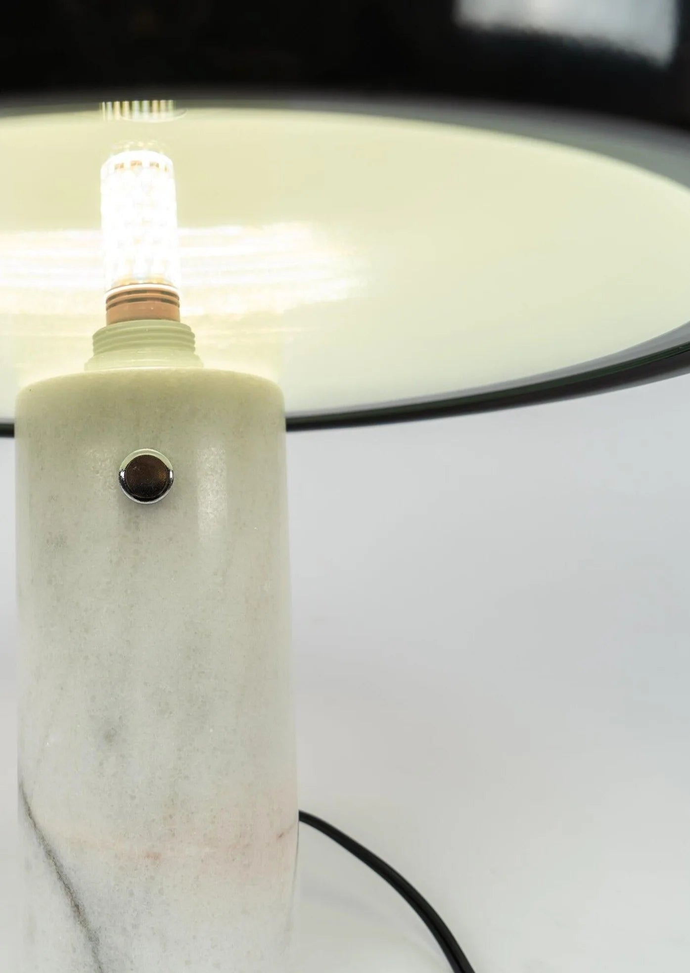 Lampe champignon orange en verre et marbre blanc